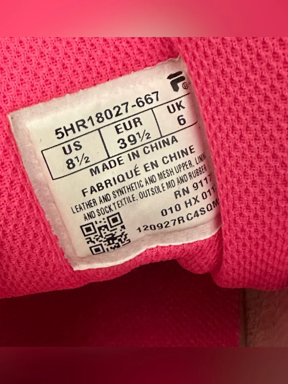 Fila vibrant pink